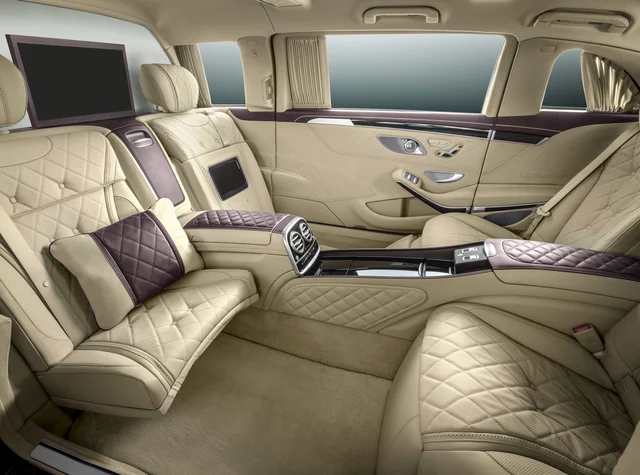 Detalle de interior de cuero personalizado